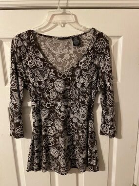 Apostrophe Brown V-Neck 3/4 Sleeve Blouse with White Floral Print